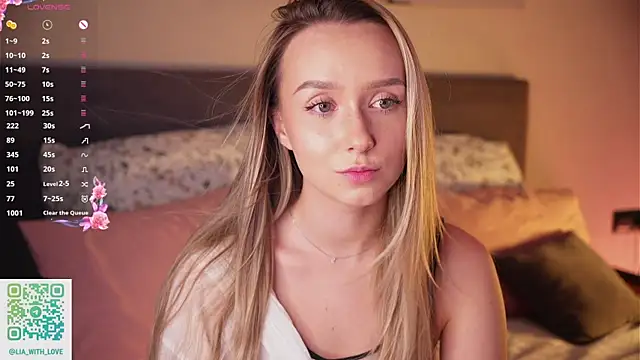 HollisBeckett live sex cam