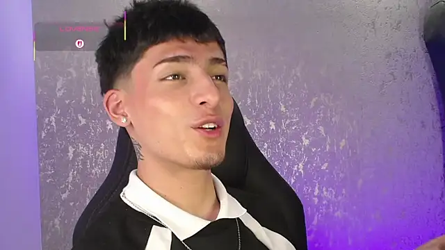 MateoMitchell live sex cam