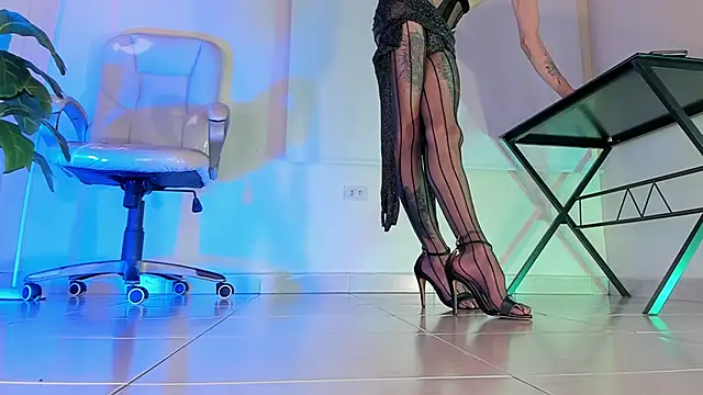 ArchieCollins live sex cam