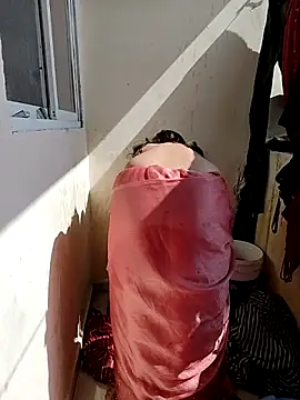 kaamuk_shweta live sex cam