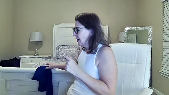 HotTxGilfMaggie live sex cam