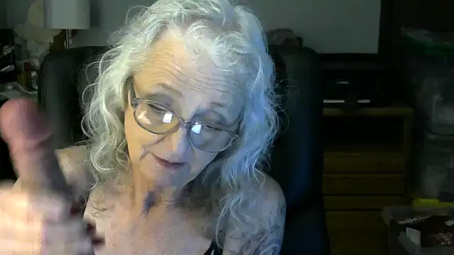 JoleneDelacroix live sex cam