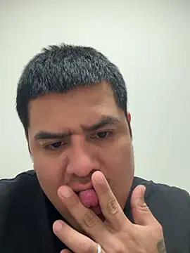 Pelotas2000 live sex cam