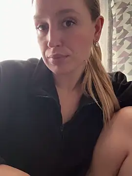 StasyWood live sex cam