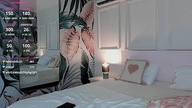 Ramona_Flower live sex cam