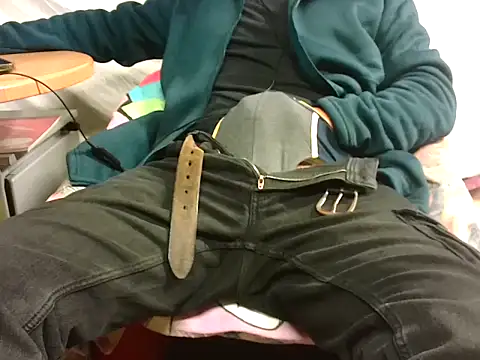 Giulio35_Pika live sex cam