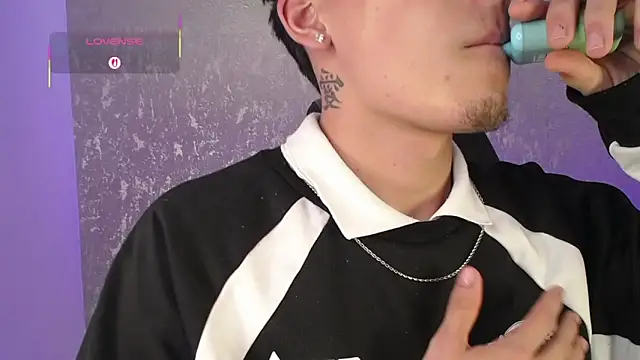 MateoMitchell live sex cam