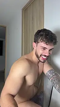 Valenthino_Salvatore live sex cam