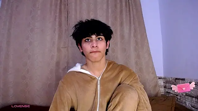 DaraKat18 live sex cam