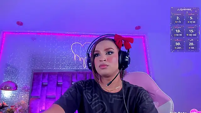 KylieVictoria live sex cam