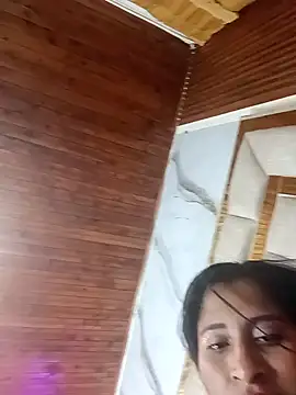 CarolinaNavas33 live sex cam