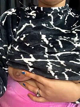 Diya_Chopra live sex cam