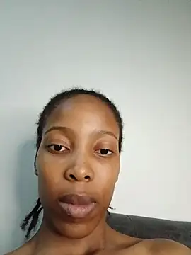 MsParisSmith live sex cam