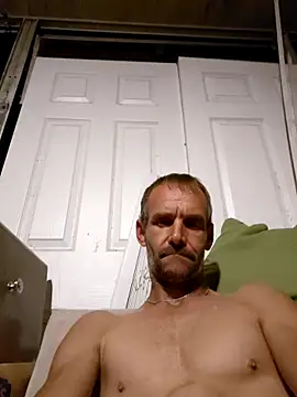 Hungwell1515 live sex cam