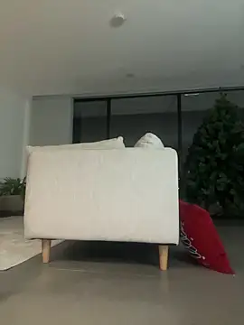 Brunettexio live sex cam