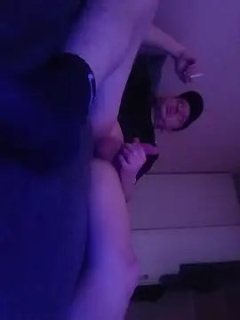 Tom4Womans live sex cam