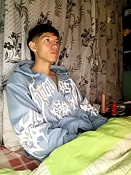 heyy_noah11 live sex cam