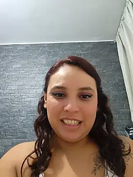 LizzRouse live sex cam