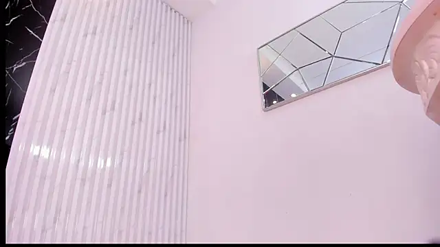 Sophia_Cameron live sex cam