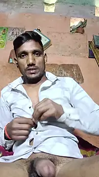 BiggerDickGuy live sex cam