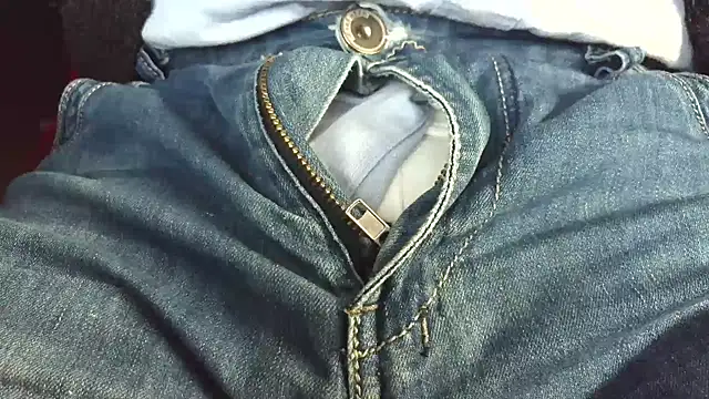 hairyandtiny live sex cam