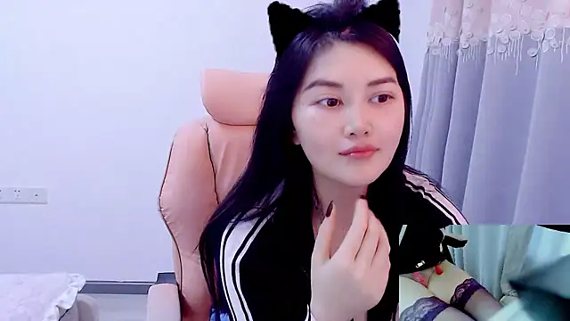 Little-sweet live sex cam