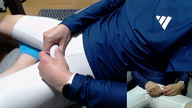 Yasu2000 live sex cam