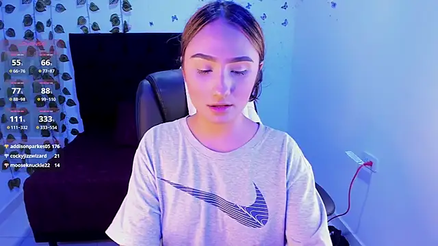 Anna_valerious7 live sex cam