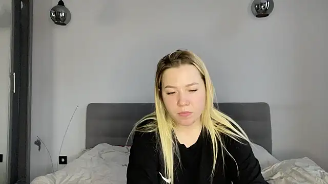 Embersweetbunny live sex cam