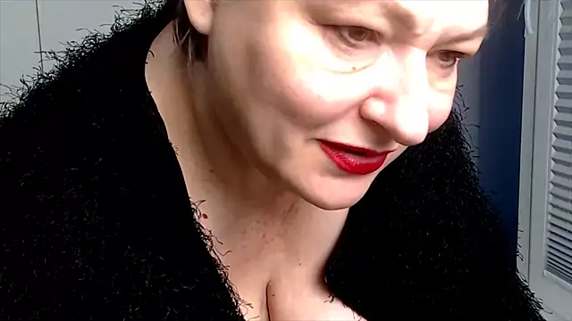 ScarlettReed live sex cam