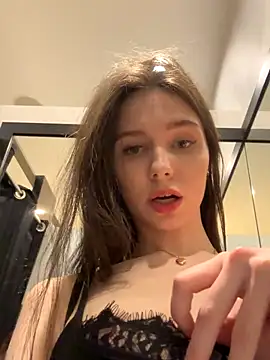 MilaBee live sex cam