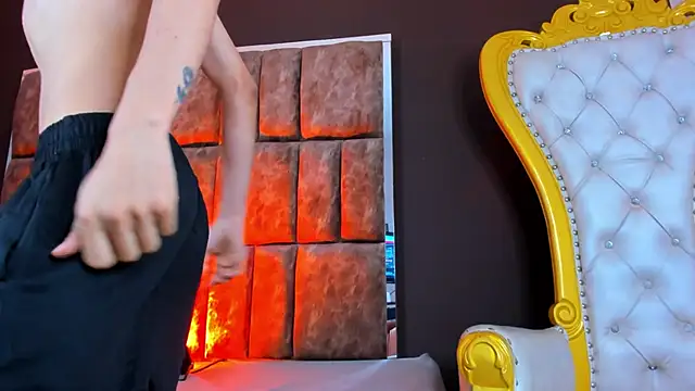 Sebastian_Reed live sex cam