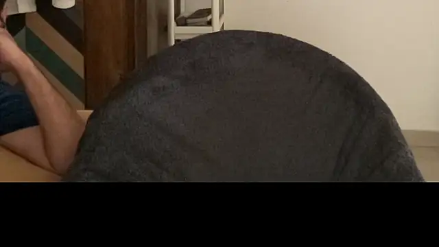 MakeMeAwareAah live sex cam