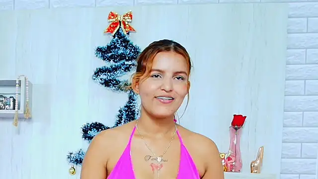 ZaraRousse live sex cam