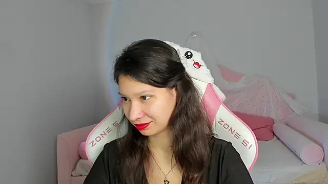 SaraDenars live sex cam