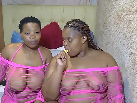 Twin_lovers live sex cam