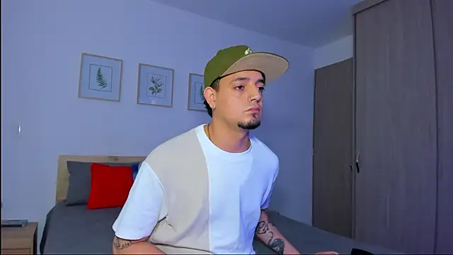 alejandro_calderon1 live sex cam