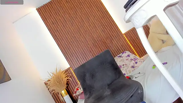 BunnyHotsx live sex cam