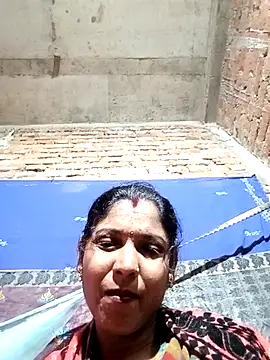 Savita992 live sex cam