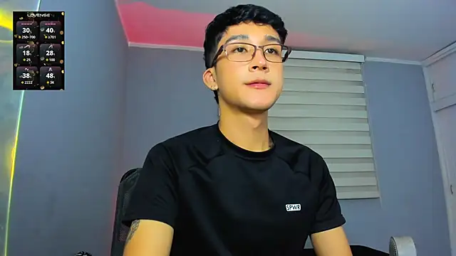 tom_Howard live sex cam