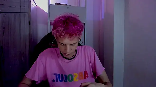 tylernova live sex cam