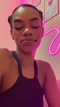 Cammgirlmii live sex cam