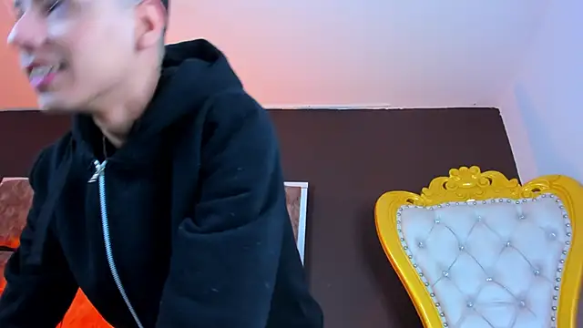 Sebastian_Reed live sex cam