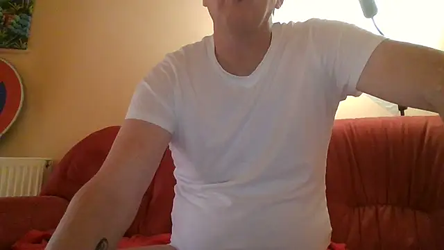 nacktchiller1076 live sex cam