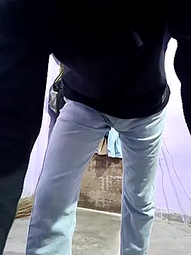 Horny_bull28 live sex cam