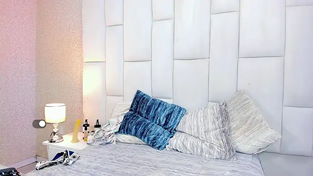 Andreayano live sex cam