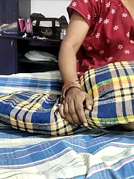 Tamilrojanew live sex cam