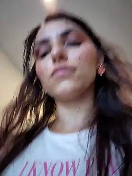 Izabella_Bella live sex cam