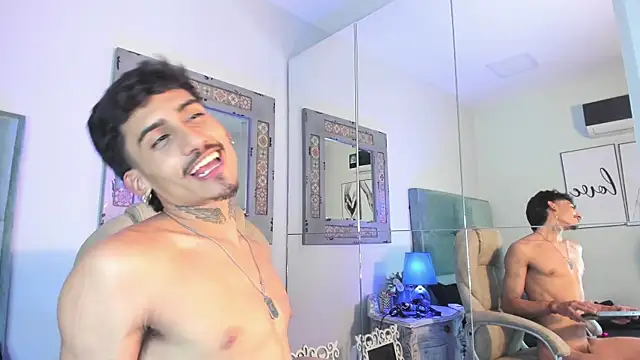 Mr_Strike live sex cam