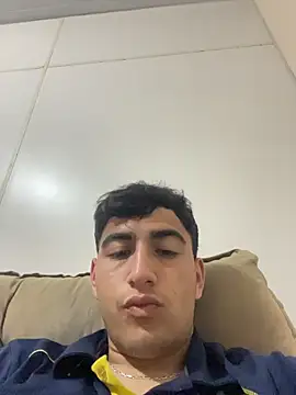 Gduende7 live sex cam